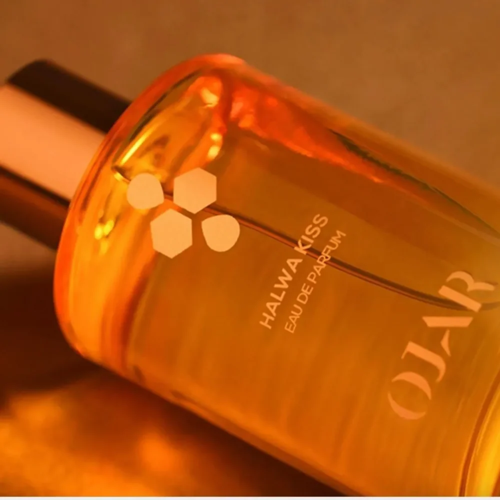 Ojar Halwa Kiss EDP fragrance details hero image