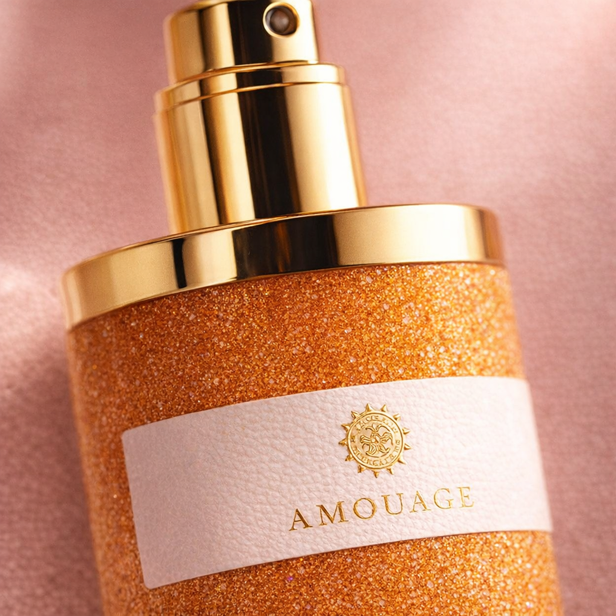 Amouage The Iconic Discovery Set for Her fragrance details image