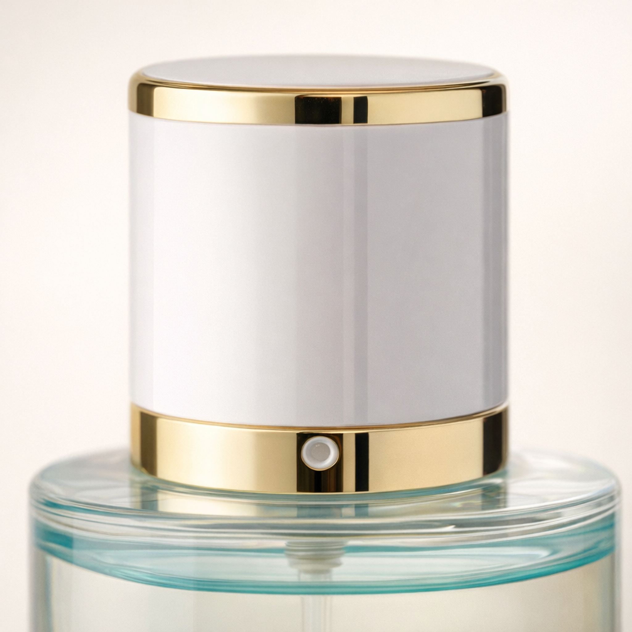 Maissa Jardin de Cayes Elixir Vetiver EDP cap macro detail gallery showcase