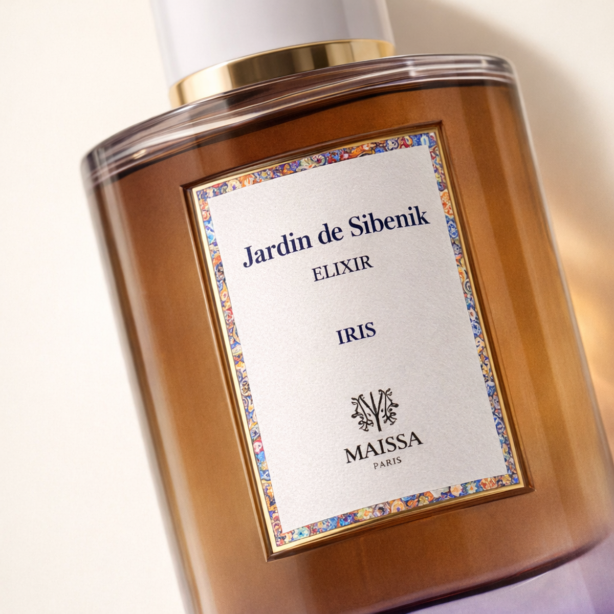 Maissa Jardin de Sibenil Elixir Iris EDP macro label detail gallery showcase