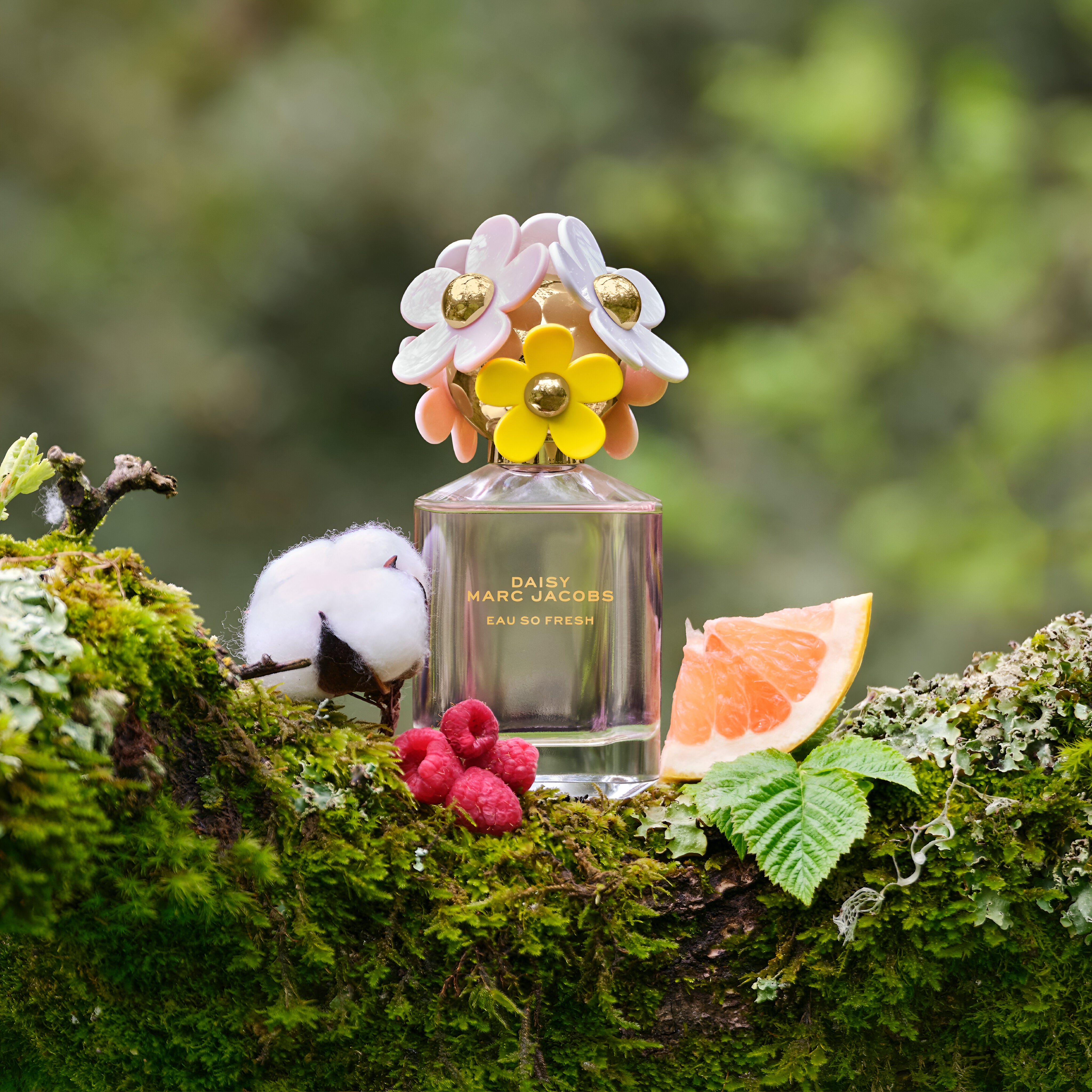 Marc Jacobs Daisy Eau So Fresh EDT Gift Set | My Perfume Shop Qatar
